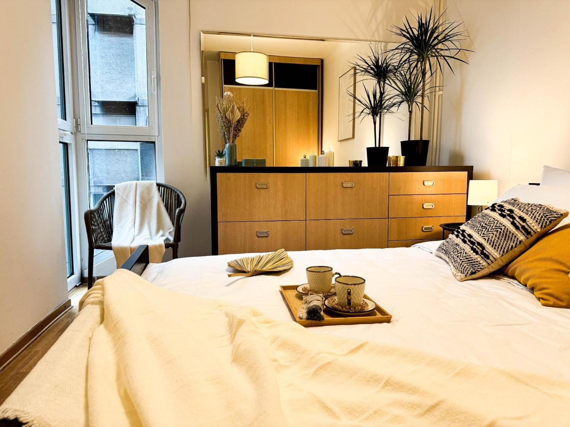 Big Company Old Town Treasure Renovated Apartamento Belgrado Exterior foto